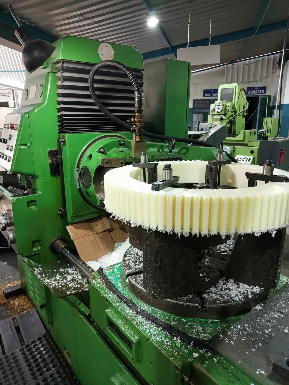 GENERADO DE ENGRANE RECTO DE NAYLAMID